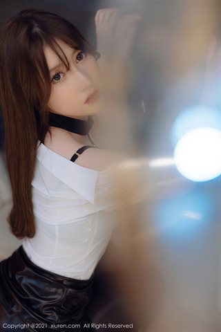 [XiuRen] No.4395 美桃酱 White T black leather skirt with black silk - 0035.jpg