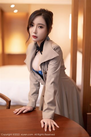 [XiuRen] No.4417 王馨瑶yanni Apricot windbreaker black sheer veil underwear black silk - 0032.jpg