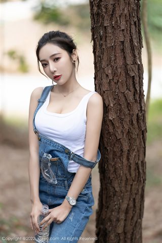 [XiuRen] No.4465 王馨瑶yanni Outdoor adventure theme shooting blue suspenders jeans black lace underwear - 0018.jpg