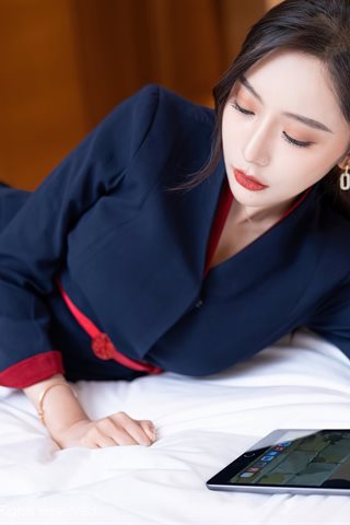 [XiuRen] No.4500 王馨瑶yanni Sous-vêtement gris jupe courte avec des bas gris - 0043.jpg