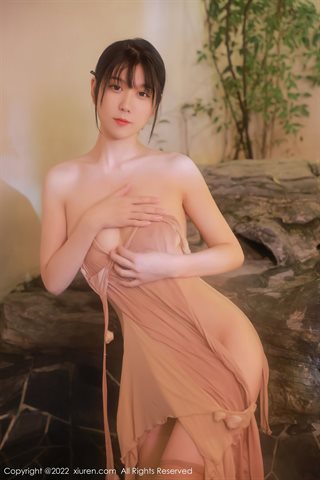 [XiuRen] No.4503 李雅柔182CM Top rosa sexy con tema de aguas termales - 0016.jpg