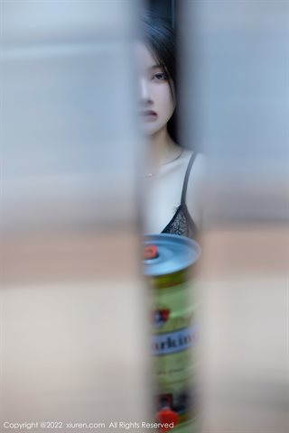 [XiuRen] No.4513 summer宝宝 Elevator Aventure Episode Top azul oscuro Ropa interior de encaje negro con seda negra - 0038.jpg