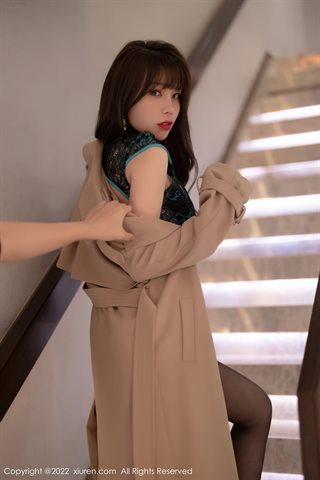 [XiuRen] No.4543 芝芝Booty Apricot jacket, dark cheongsam with black silk - 0007.jpg