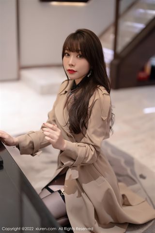 [XiuRen] No.4543 芝芝Booty Apricot jacket, dark cheongsam with black silk - 0069.jpg