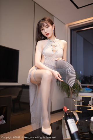 [XiuRen] No.4592 陆萱萱 Vestido de tule cinza claro com meias cinza - 0030.jpg