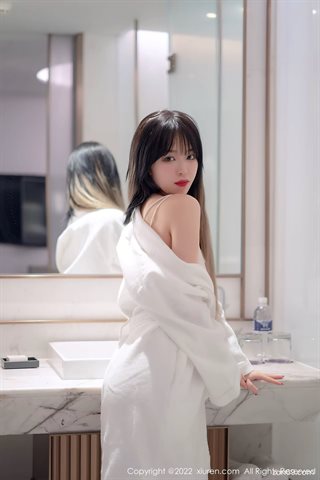[XiuRen秀人网] No.4611 奶瓶 Белое платье-комбинация из тюля - 0005.jpg