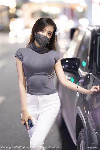 [XiuRen秀人网] No.4621 王馨瑶yanni กางเกงขายาวสีขาวและชุดชั้นในลูกไม้สีเทาอ่อนพร้อมถุงน่องสีพื้น - 0011.jpg