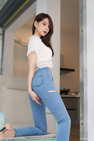 [XiuRen秀人网] No.4633 言沫 Lingerie de renda branca jeans azul - 0015.jpg