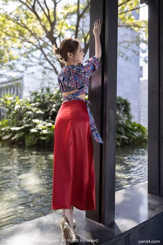 [XiuRen秀人网] No.4674 鱼子酱Fish vestido vermelho calcinha de renda preta - 0003.jpg