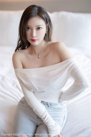 [XiuRen秀人网] No.4682 杨晨晨Yome Quần jean và đồ lót ren trắng với tất trắng - 0021.jpg