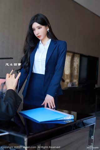 [XiuRen秀人网] No.4708 周于希Sally OL dress up short skirt white T with black silk - 0002.jpg