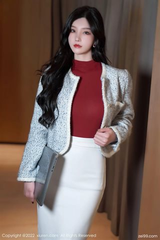 [XiuRen秀人网] No.4728 周于希Sally Pakaian sekretaris wanita rok panjang putih atasan merah dengan stoking warna primer sepatu hak - 0010.jpg