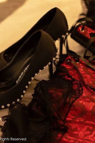 [XiuRen秀人网] No.4732 小海臀Rena Black lace dress with black silk - 0047.jpg