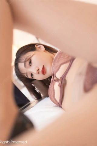 [XiuRen秀人网] No.4771 陆萱萱 Sekretaris gaun harian rok pendek pakaian dalam renda merah dengan sutra hitam - 0039.jpg