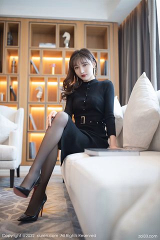 [XiuRen秀人网] No.4806 陆萱萱 Secretary theme red lace underwear with black silk - 0008.jpg