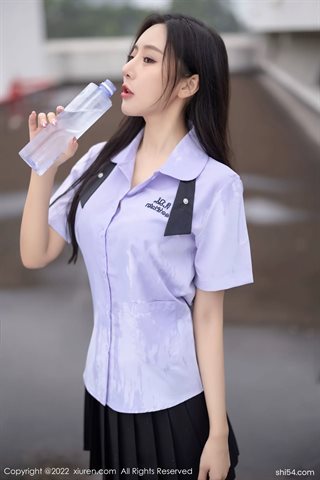 [XiuRen秀人网] No.4819 王馨瑶yanni Váy ngắn màu đen màu xanh lá cây đồ lót màu xám với tất trắng - 0019.jpg