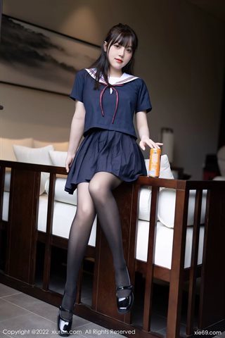 [XiuRen秀人网] No.4826 豆瓣酱 Dark blue top with short skirt and black silk - 0011.jpg