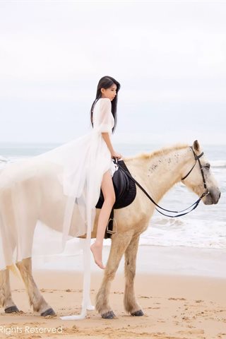[XiuRen秀人网] No.4829 葛征 Áo dài trắng Bikini vàng - 0011.jpg
