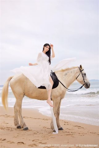 [XiuRen秀人网] No.4829 葛征 Белое длинное платье Желтое бикини - 0019.jpg