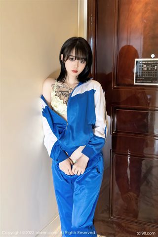 [XiuRen秀人网] No.4838 奶瓶 Quần áo thể thao với đồ lót màu vàng - 0029.jpg