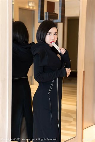 [XiuRen秀人网] No.4844 伊诺 Pakaian dalam renda hitam dengan sutra hitam - 0003.jpg