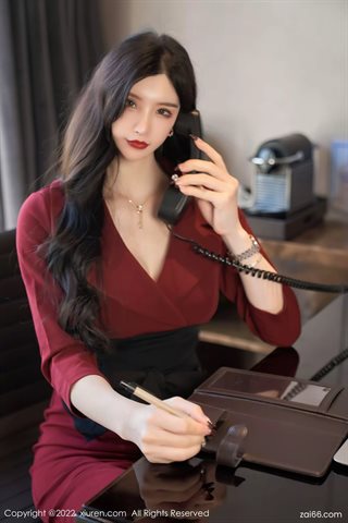 [XiuRen秀人网] No.4877 周于希Sally Ropa roja y ropa interior negra con seda negra. - 0013.jpg