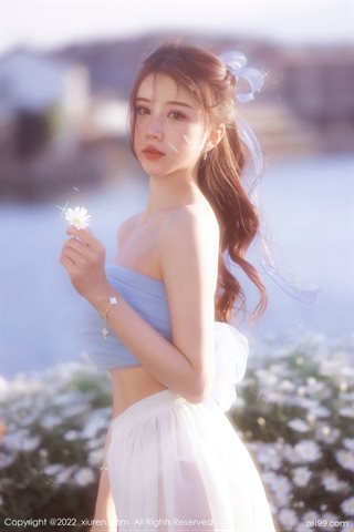 [XiuRen秀人网] No.4888 tina_甜仔 Blaues Kleid mit weißem Kleid - 0007.jpg
