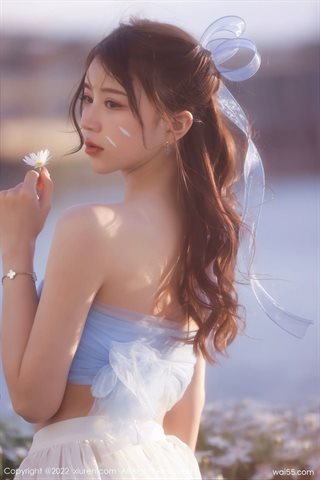 [XiuRen秀人网] No.4888 tina_甜仔 Váy xanh váy trắng - 0010.jpg