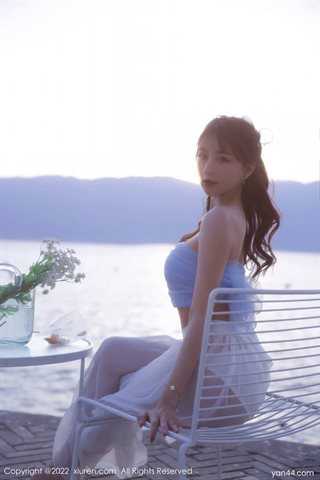 [XiuRen秀人网] No.4888 tina_甜仔 Blaues Kleid mit weißem Kleid - 0013.jpg