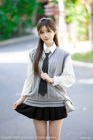 [XiuRen秀人网] No.4896 美桃酱 White T black short skirt with black silk - 0012.jpg