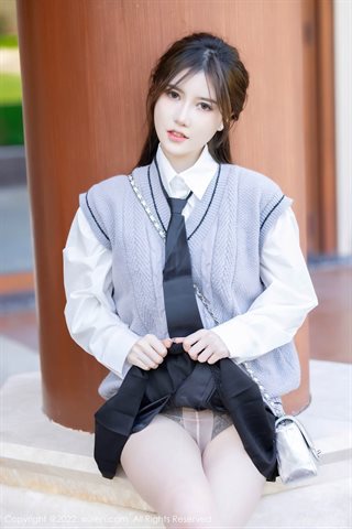 [XiuRen秀人网] No.4896 美桃酱 White T black short skirt with black silk - 0029.jpg