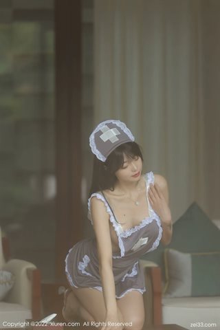 [XiuRen秀人网] No.4924 佘贝拉bella Costume da cameriera grigia - 0020.jpg