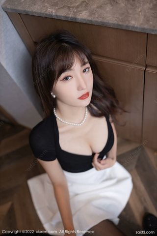 [XiuRen秀人网] No.5095 陆萱萱 Falda blanca ropa interior de encaje rojo con seda negra - 0028.jpg