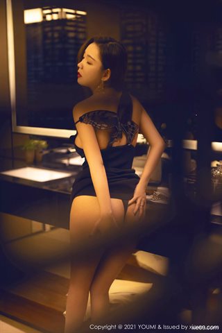 [YOUMI尤蜜荟] Vol.710 艾静香 Chengdu travel shoot vestido elegante negro - 0012.jpg