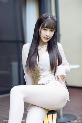 [YOUMI尤蜜荟] Vol.725 朱可儿Flora Chengdu travel shoot white gauze stockings - 0015.jpg