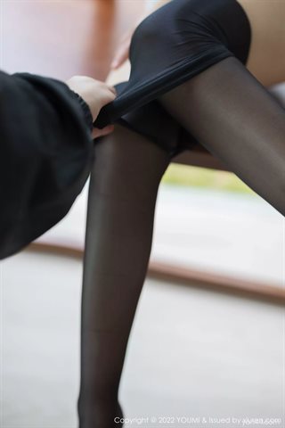 [YOUMI尤蜜荟] Vol.759 朱可儿Flora White T black short skirt with black silk - 0050.jpg